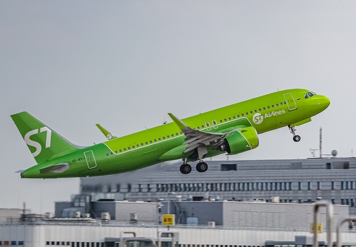 DUS A320-271N VP-BVJ