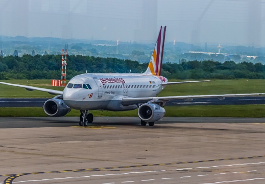 DTM Airbus A319-132 D-AGWJ