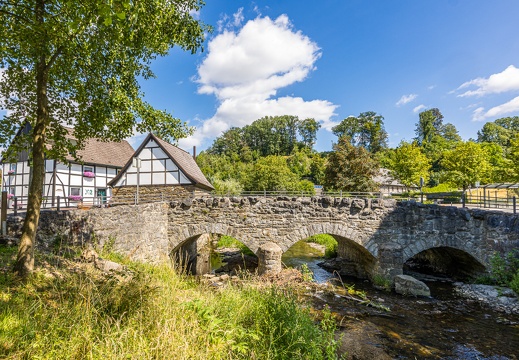 Alte Brücke über die Hönne