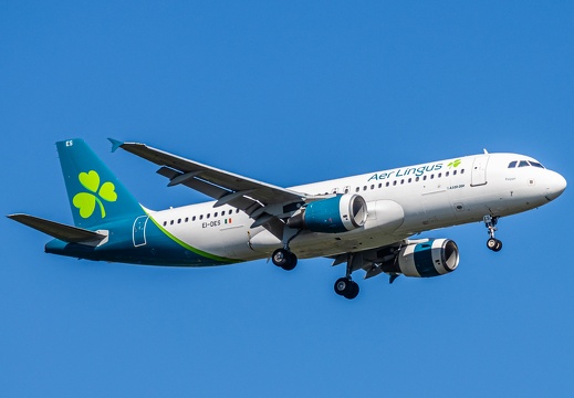 DUS Airbus A320-214 EI-DES